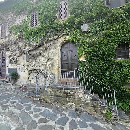 Apartman L'antico Convento Casa Storica, Nel Borgo *