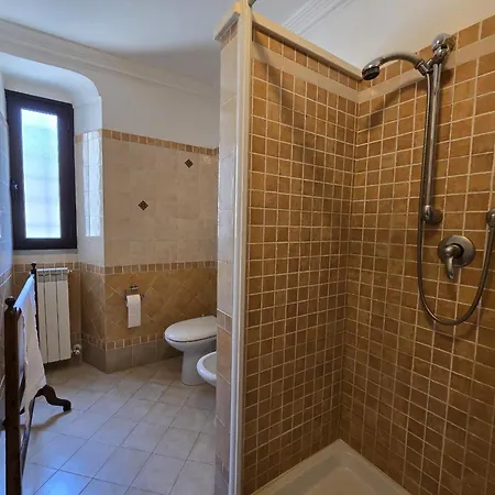 L'antico Convento Casa Storica, Nel Borgo