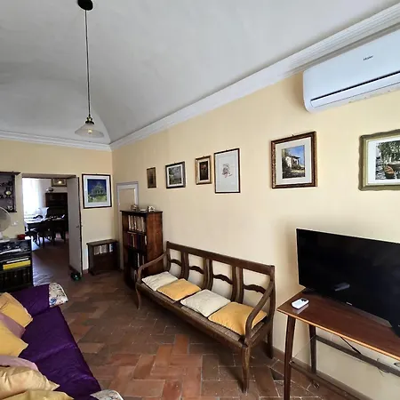 Apartman L'antico Convento Casa Storica, Nel Borgo