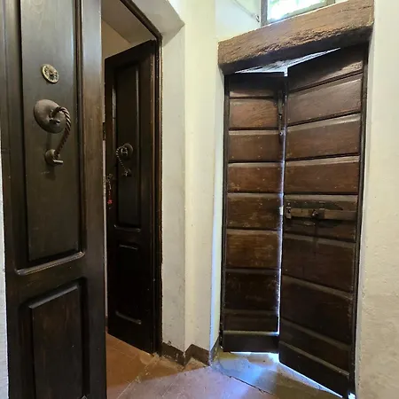 L'antico Convento Casa Storica, Nel Borgo Apartman *